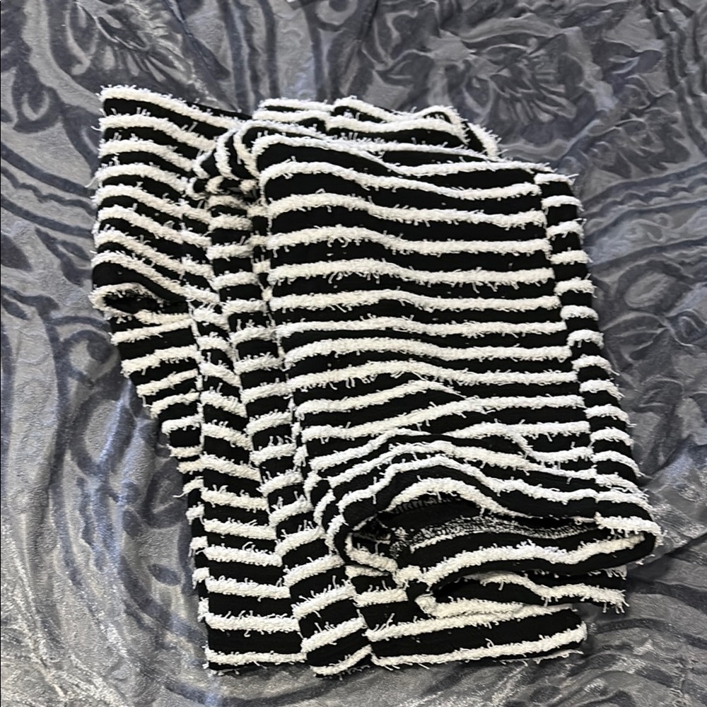 Black and White Striped Knit Scarf